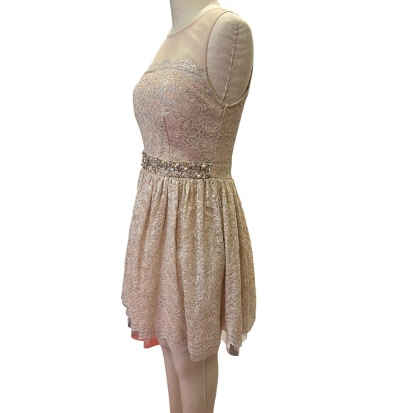 City Studio Lace Dress With Beaded Waist Size 7 Blush Pink Sleeveless Nylon/Meta - Picture 2 of 8